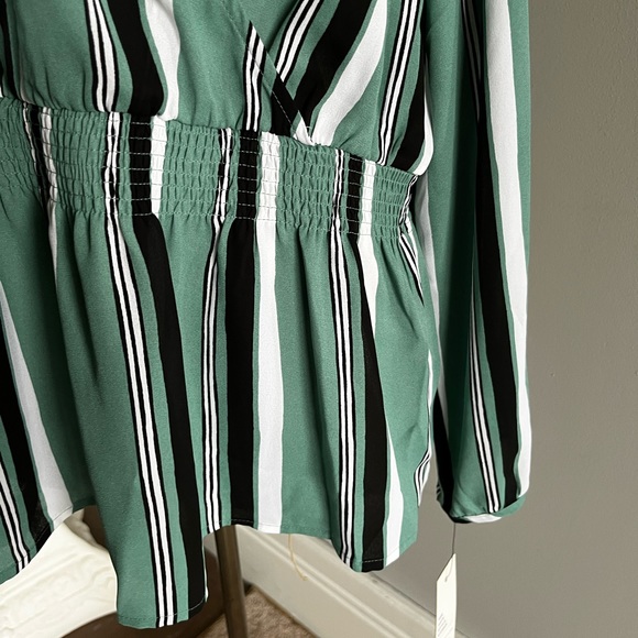 Apt 9 NWT striped faux wrap peplum top blouse XXL - Picture 5 of 9